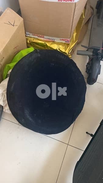 Smart Fortwo radio screen + spare wheel 1