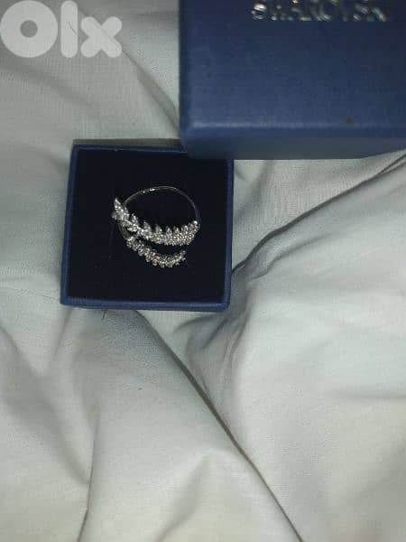 doubĺe leaf adjustable original swarovski ring 6