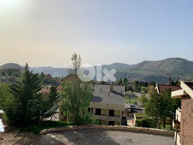 L11141- Deluxe Furnished Chalet for Rent in Faraya 1