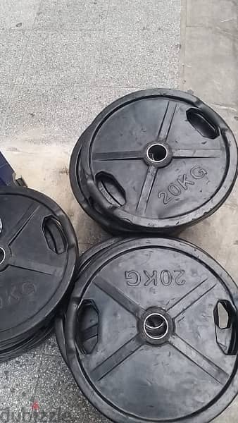 olympic plates rubber like new lkilo b 1.70$ 70/443573 RODGE 0