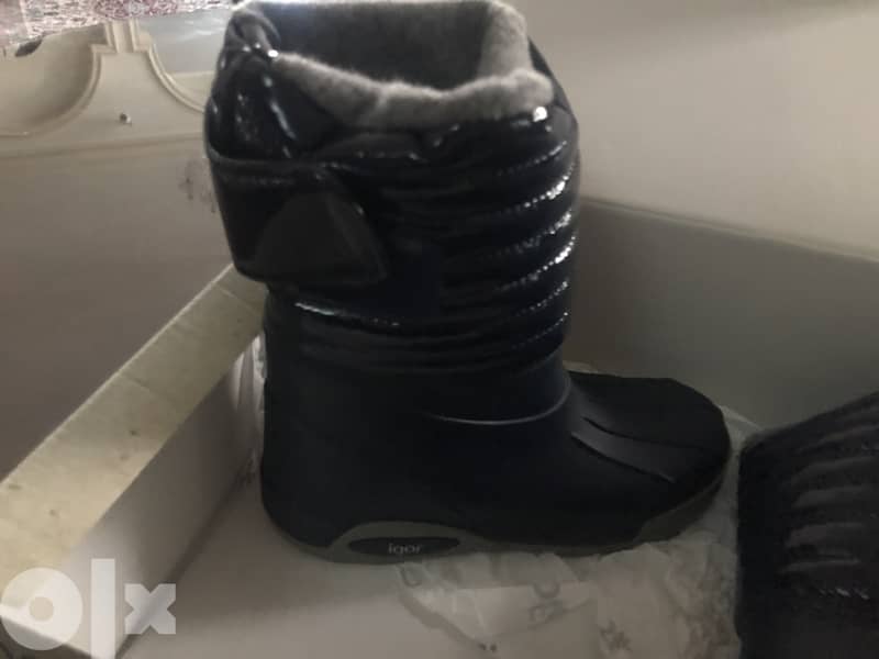 Ski BOot NEW 2