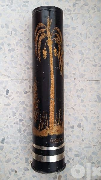 تحفة قديمة مميزة ونظيفة 0