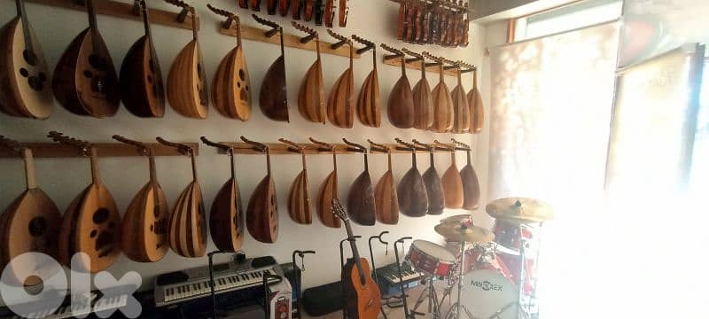 اعواد تعليميه ومتوسطه واحتراف متوفر جميع الاكسسورات 0