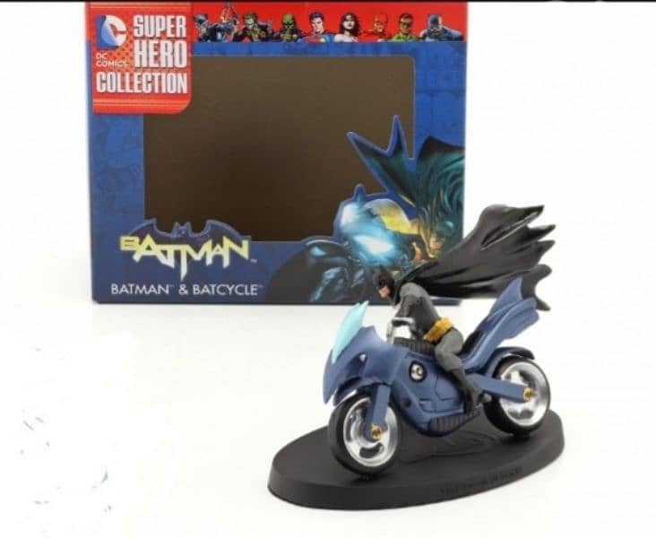 Batman & Batcycle diecast model 1:21. 0