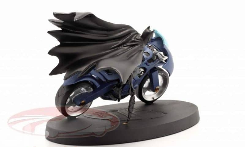 Batman & Batcycle diecast model 1:21. 5