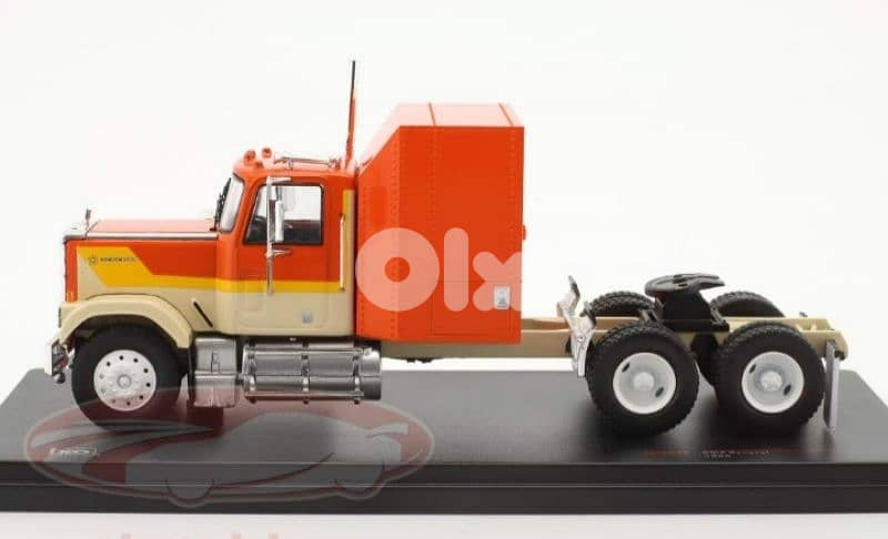 GMC General SZM (1980) diecast truck model 1;43. 2