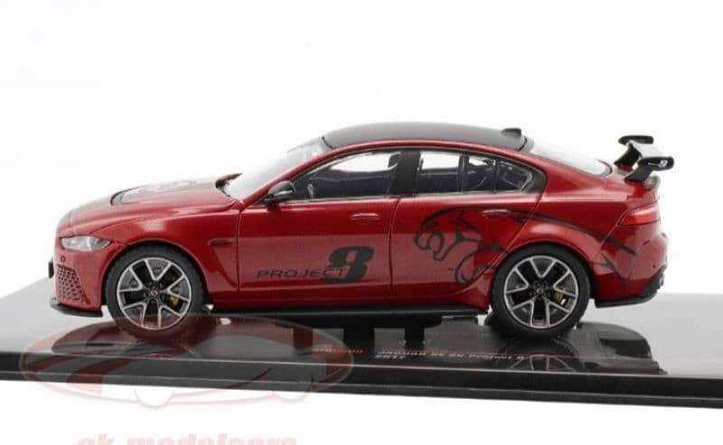 Jaguar XE SV Project 8 (2017) diecast car model 1;43. 2