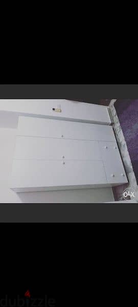 closet متوفرة بجميع الالوان والمقاسات 0