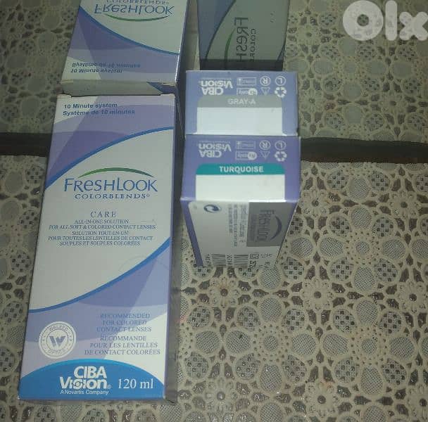 2 contacts lenses ( Gray & Turquoise) + solution 120ml 3