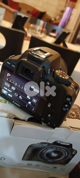 cannon 100d like new 0