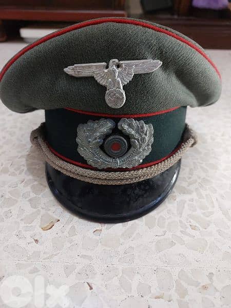 Nazi German Artilerry Officers Red pipped Visor Cap 1