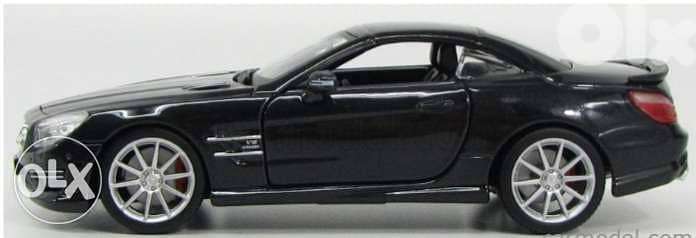 Mercedes Benz SL65 AMG diecast car model 1:24. 1