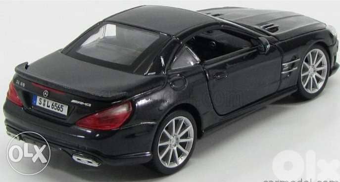 Mercedes Benz SL65 AMG diecast car model 1:24. 2