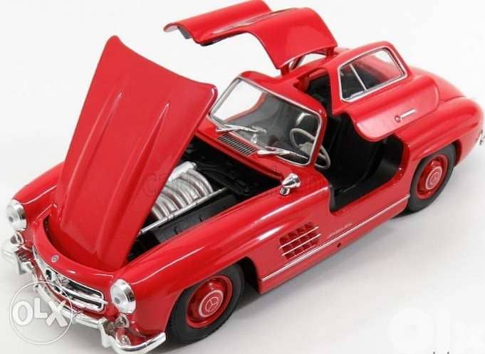 Mercedes Benz 300SL diecast car model 1:24. 3