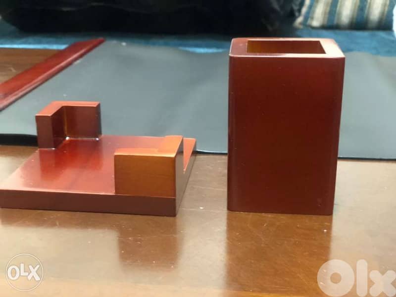 wooden desk set new inbox طقم مستلزمات للمكتب 3