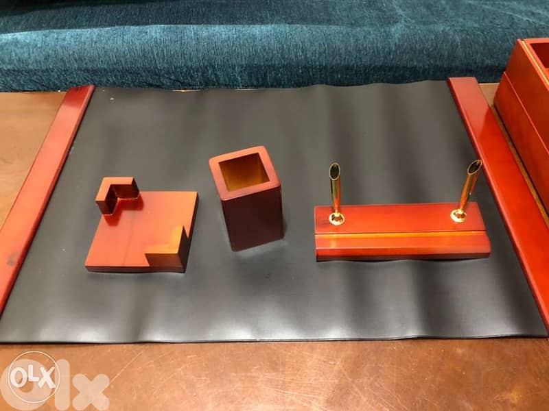wooden desk set new inbox طقم مستلزمات للمكتب 4