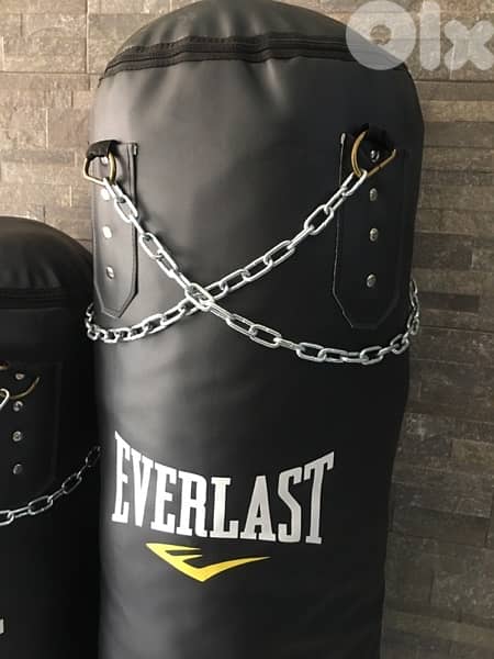 boxing bag new best quality we have also all sports equipment 5