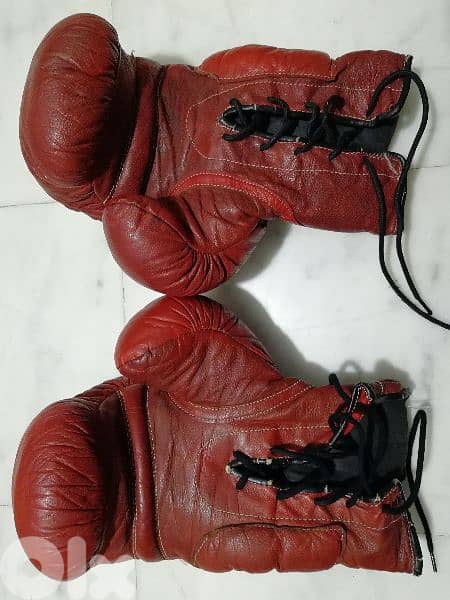 antique بوكس ملاكمة 0