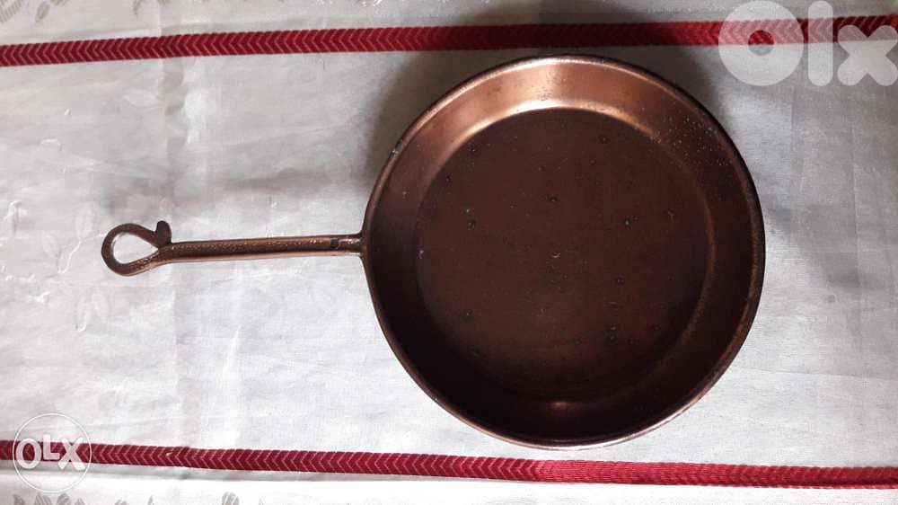 قطعة برونزية قديمة 2