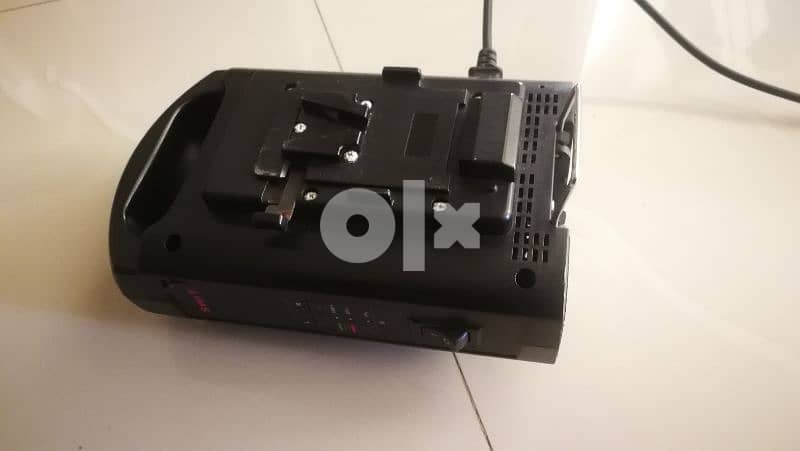 charge swit  for camera 2