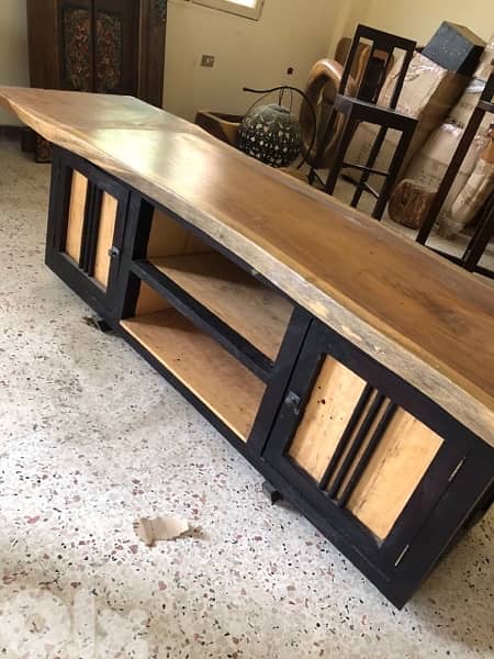 solid wood tv table 0