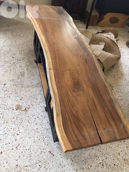 solid wood tv table 2