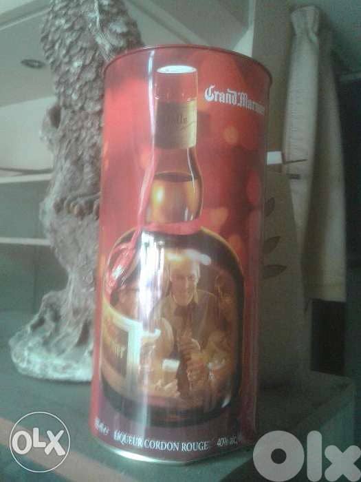 Tin case collectors 1