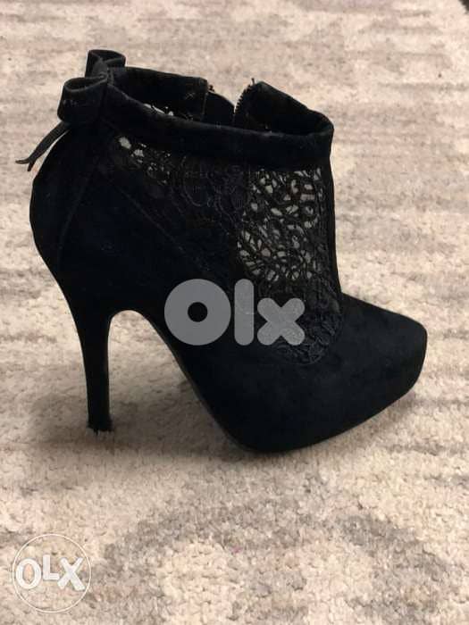 women shoes, ankle boots, black, mokhmal & with dentelle 3