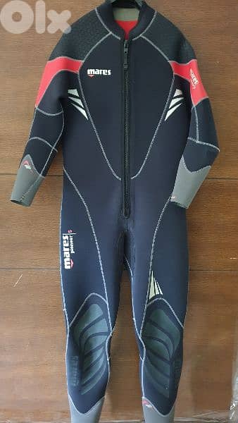 3mm , 5mm ,7mm 9mm wet suit , dry suit 4