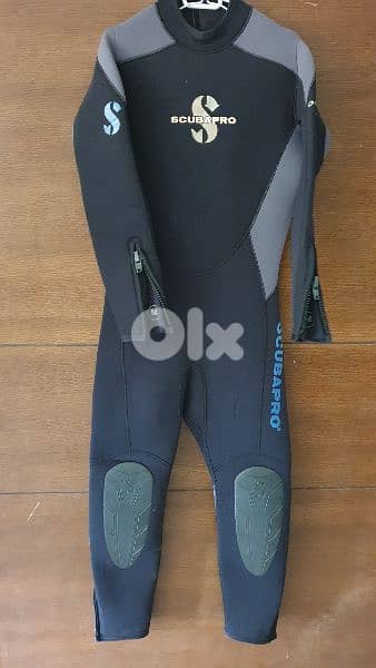 3mm , 5mm ,7mm 9mm wet suit , dry suit 5