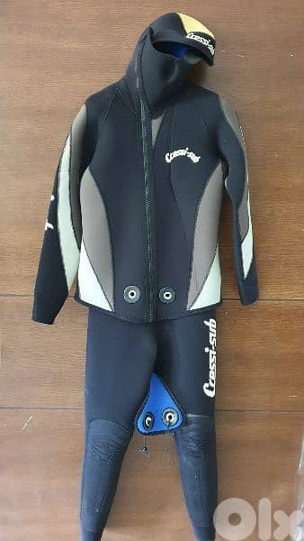3mm , 5mm ,7mm 9mm wet suit , dry suit 8