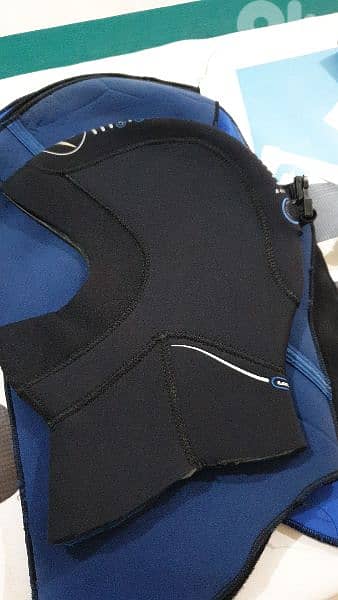 3mm , 5mm ,7mm 9mm wet suit , dry suit 13