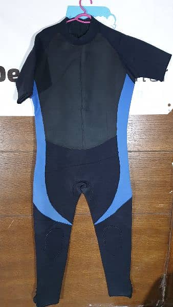 3mm, 5mm, 6mm 7mm 9mm wet suits , dry suits 13
