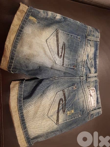 Short Jean's size small 1