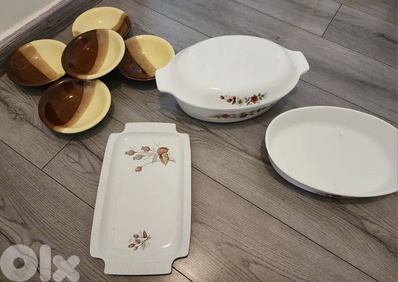 Garage sale: Soup Bowl, Tray, mezze plates, popcorn pot and more 1