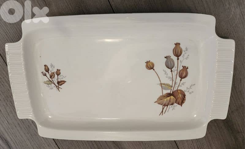 Garage sale: Soup Bowl, Tray, mezze plates, popcorn pot and more 2