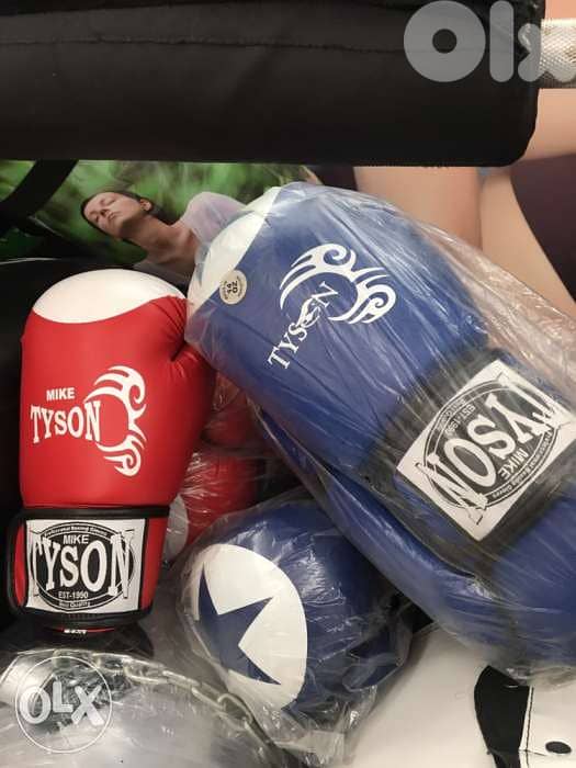 boxing gloves new 0