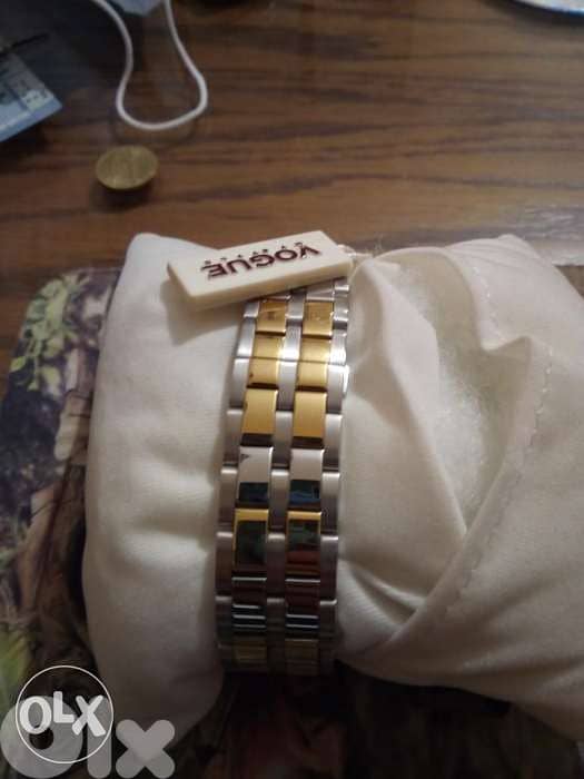 Vogue watch original suiss made 1