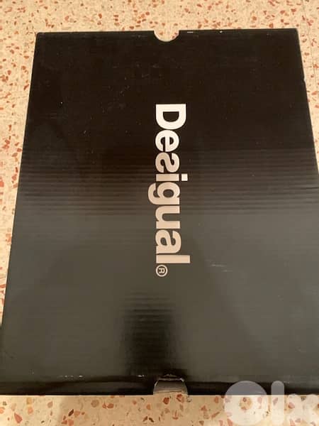 Desigual 6