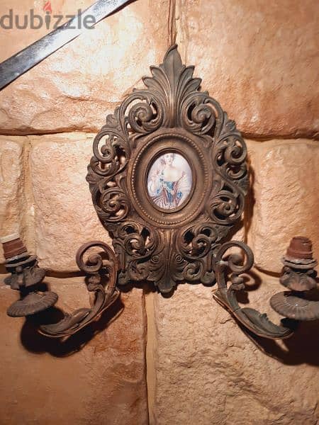 ابليك مجوز فرنسي قديم جدا جدا برونز عدد٢ وزن ٦كيلو 1