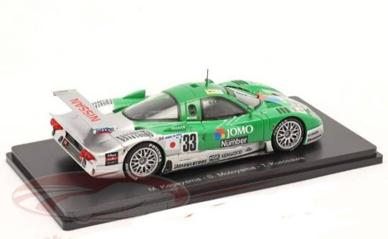 Nissan R390 GT1 (Lemans 1998) diecast car model 1;43. 4