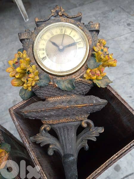 ساعة رزين تعلقة 0