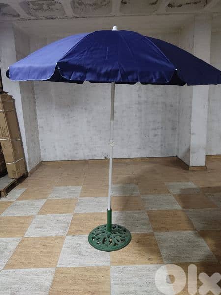 Beach umbrella 0