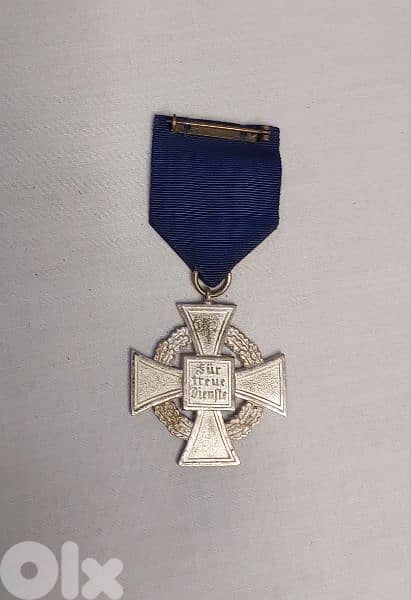 Nazi German Medal with the  NaziSawistica and word Fehrur 1