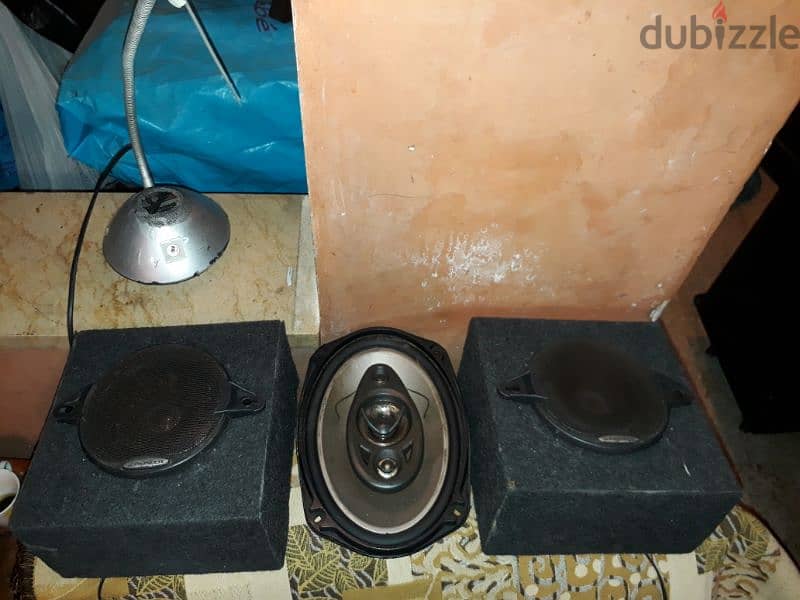 سبيكرات بايونير ألأصليات  صنع اليابان ٤ أوم  لزوم السيارة 0