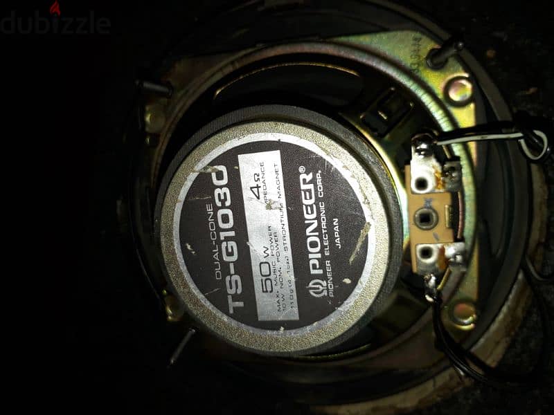 سبيكرات بايونير ألأصليات  صنع اليابان ٤ أوم  لزوم السيارة 7