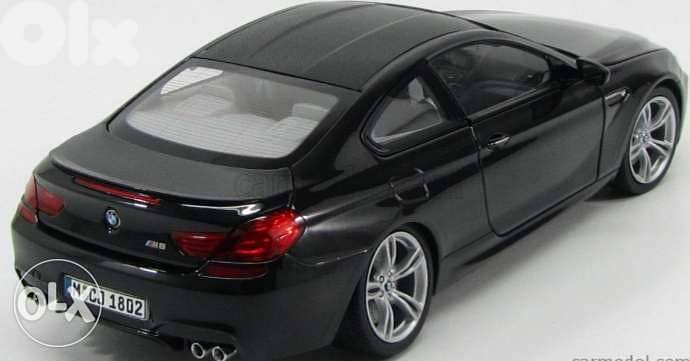 BMW M6 diecast car model 1:18. 4