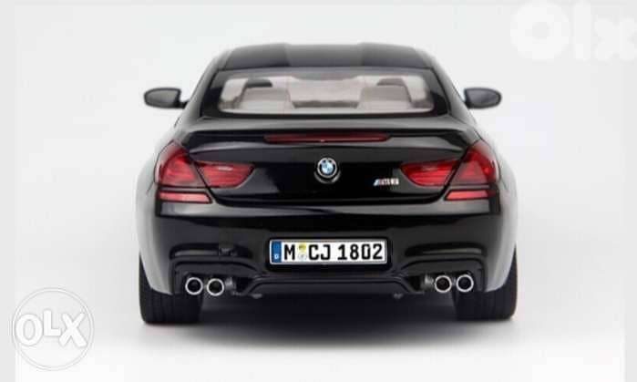 BMW M6 diecast car model 1:18. 7