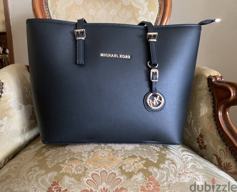 Michael kors hand bag leather 1