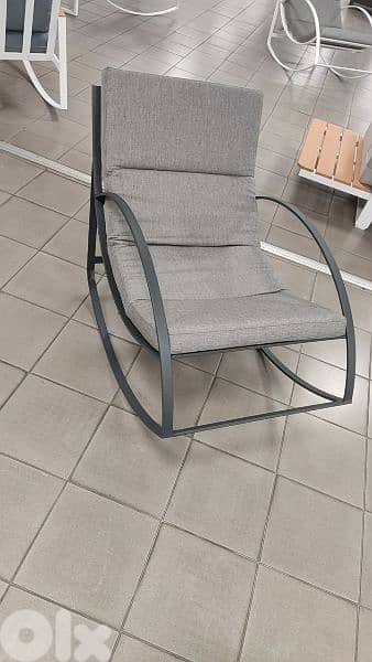 Rocking chair 3